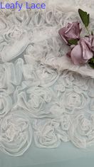 Tecido de renda plissada floral branca para vestidos de malha em terra alta bordados intrincados vestidos de noiva