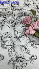 Tecido de renda bordada floral branco e preto para tecido de malha de tule de luxo feminino