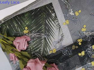O partido floral de 2 Colorway perlou a tela do bordado