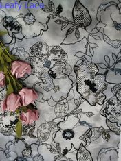 A lantejoula floral do laço de 125CM bordou a tela para blusas do vestido