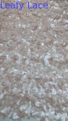 Mediana Durabilidade Tulle de malha bordado A adição perfeita para a sua coleção