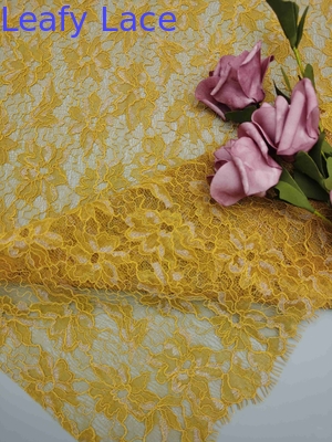 Soft Handfeel de alta qualidade padrão floral ouro tecido de renda metálica com penteado de pestana para mulheres vestido de moda