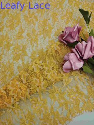 Soft Handfeel de alta qualidade padrão floral ouro tecido de renda metálica com penteado de pestana para mulheres vestido de moda