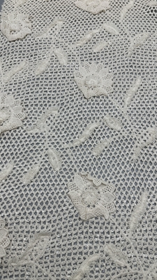 Tecido de renda de lenços de folhas bordadas de alta qualidade para vestido de festa