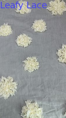 Tela de malha de túle de folhas de seda bordada de tecido floral de respiração de malha de folhas para roupas