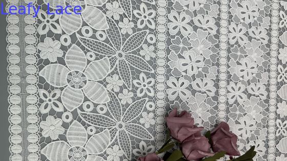 Tecido de renda floral branca bordado Tecido de pálpebras suave e elegante para costura