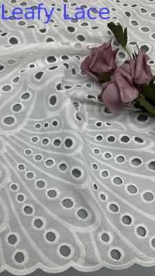 Tecido de Renda Chantilly Francesa Vazado Cor Branca para Vestuário, Vestidos e Vestidos de Noiva