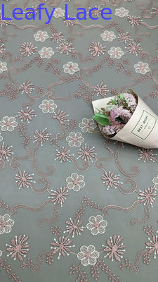 Maçã de tecido de renda bordada detalhe artístico para sofisticados vestidos de noite feitos sob medida