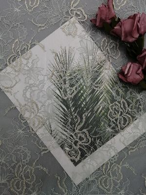 Tela metálica do laço da vieira de Lurex da pestana francesa de Chantilly