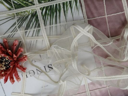 Material branco bordado geométrico do laço da tela do laço para vestidos