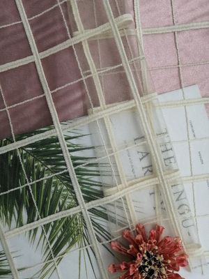 Material branco bordado geométrico do laço da tela do laço para vestidos