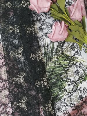 Tela bordada frisada luxuosa delicada preta do laço de 125CM