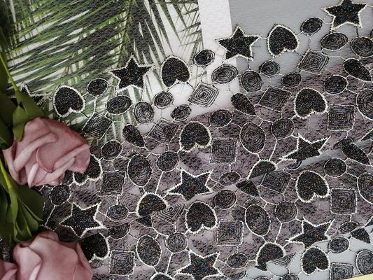 Tela colorida metálica do bordado de Lurex da forma da estrela para o vestido da menina