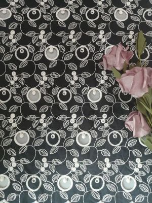 O voile 100% do algodão bordado provê a tela dois - Tone Lace