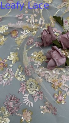 Folha de renda de lenço de seda tecido bordado 3D floral elegante e respirável tecido de ocasião de luxo