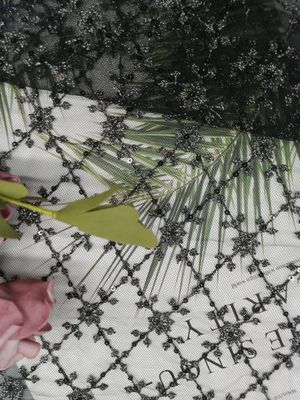 Artigos do fundamento de Mesh Sequin Embroidered Fabric For do tule do ODM